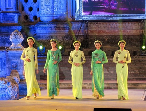 Hue Festival Art performances impress visitors
