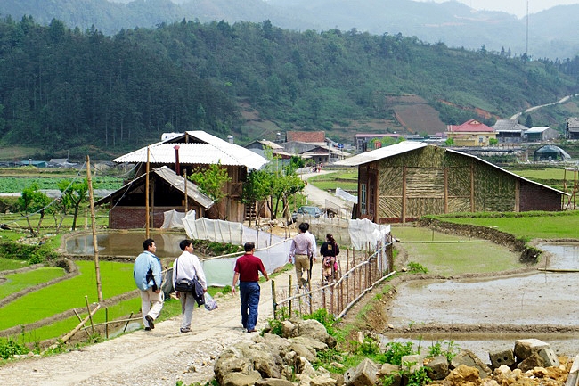 Visiting Ta Phin commune in Sa Pa