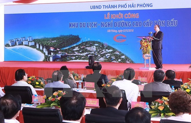 PM attends ground-breaking ceremony for Hon Dau resort
