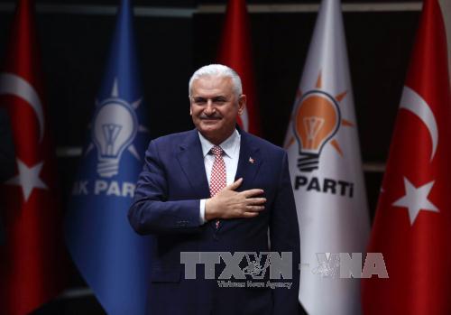 Newly-elected Turkish Prime Minister takes office