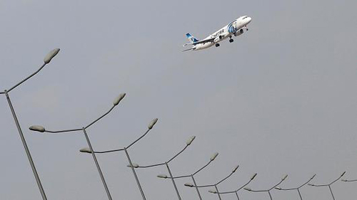 Life jackets found near EgyptAir plane crash site