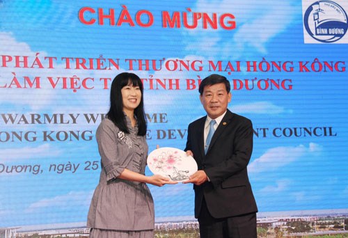 Hong Kong businesses look to invest in Binh Duong