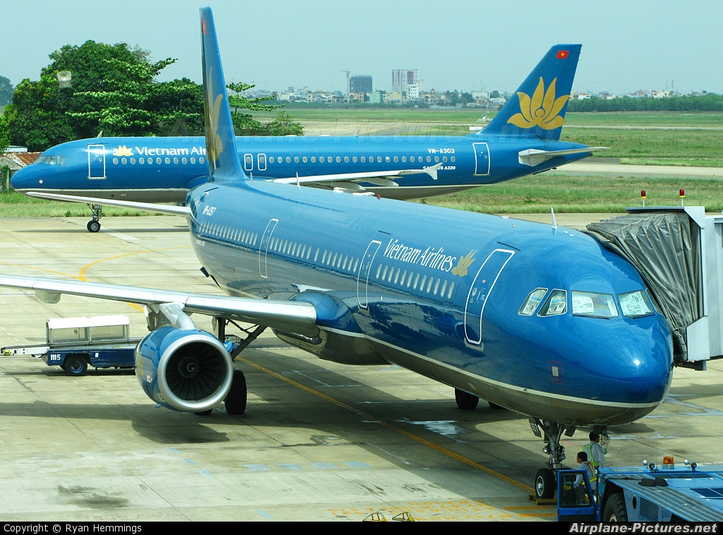 Vietnam Airlines connects Da Nang to Bangkok