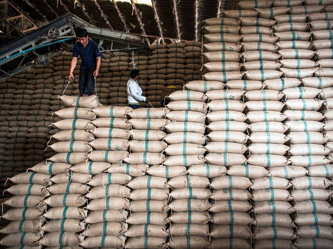 Thailand to sell 10 million tonnes of stockpiled rice