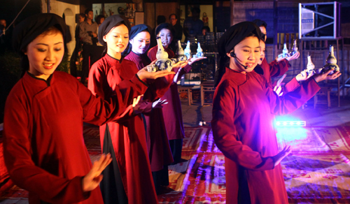Training course on Xoan singing in Phu Tho province