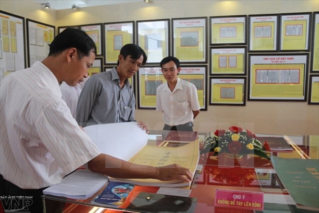 Exhibition on Hoang Sa and Truong Sa in Phu Yen