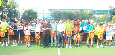 Over 220 athletes play at national talented tennis tour