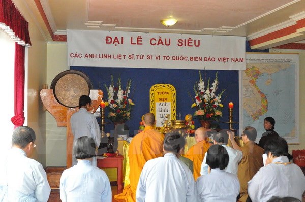 Vietnamese people in Berlin organize requiem for martyr heroes