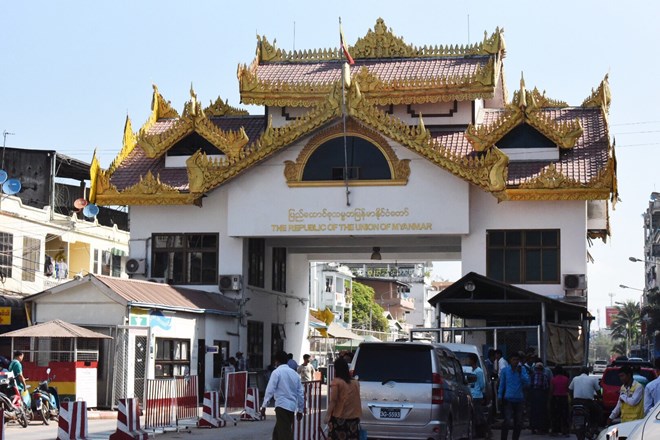 Thailand, Myanmar aim to double trade turnover