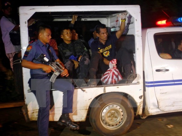 Abu Sayyaf frees one Filipino hostage