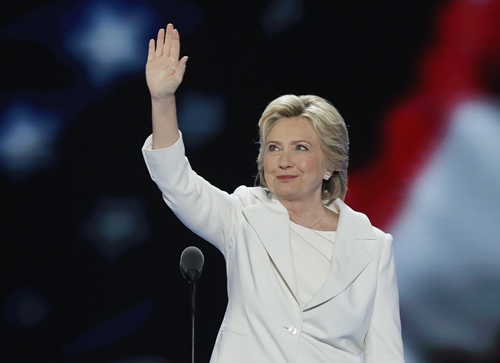 Hillary Clinton accepts nomination at Democratic convention