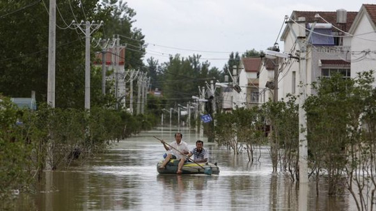 Flooding kills more than 180 people in China