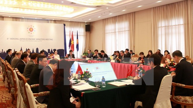 ASEAN, Japan ministers agree to strengthen economic ties