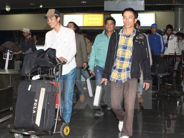 Over 65,000 Vietnamese work overseas in first seven months