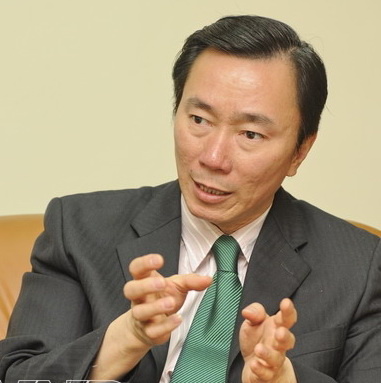 Vietnam runs for UNESCO chief position
