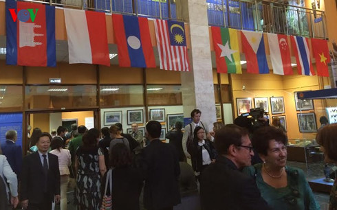 International exhibition “All colors of Asia” in Moscow