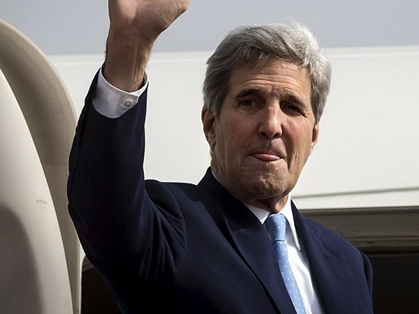 John Kerry begins India s visit