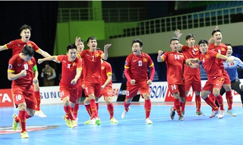Vietnamese futsal team up three spots in rankings