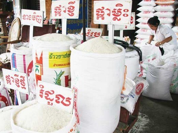 Cambodia announces special loan to stablise rice prices