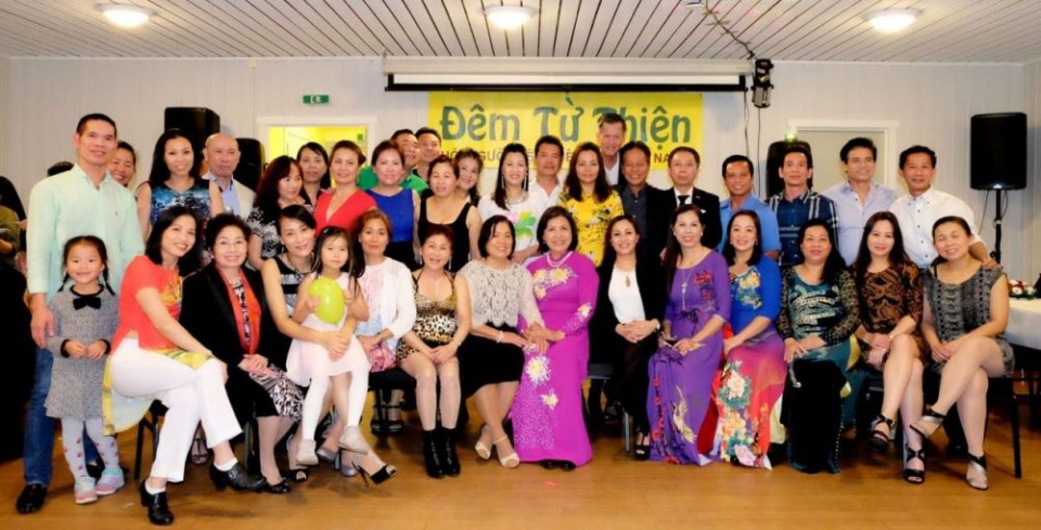 Vietnamese people in Norway organize charity night