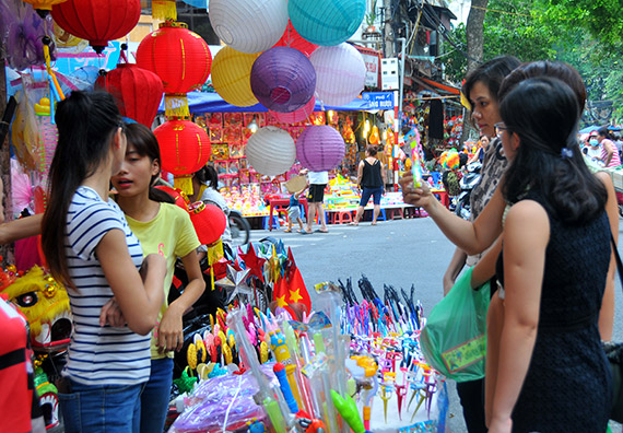 Hang Ma street is colourful with mid-autumn traditional toys
