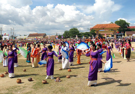 Cham ethnic people in Ninh Thuan prepare for Kate Festival 2016