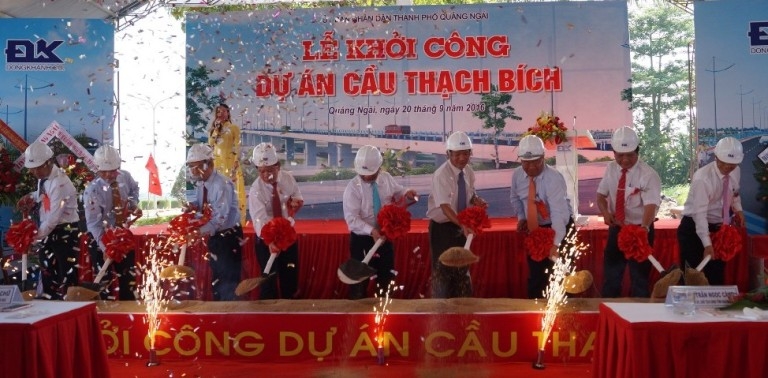 Quang Ngai spends over VND640 billion building Thach Bich bridge