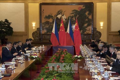 China, Philippines sign deals worth USD13 5 billion