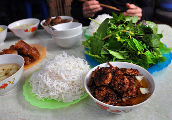 Hanoi among 52 best destinations for street food