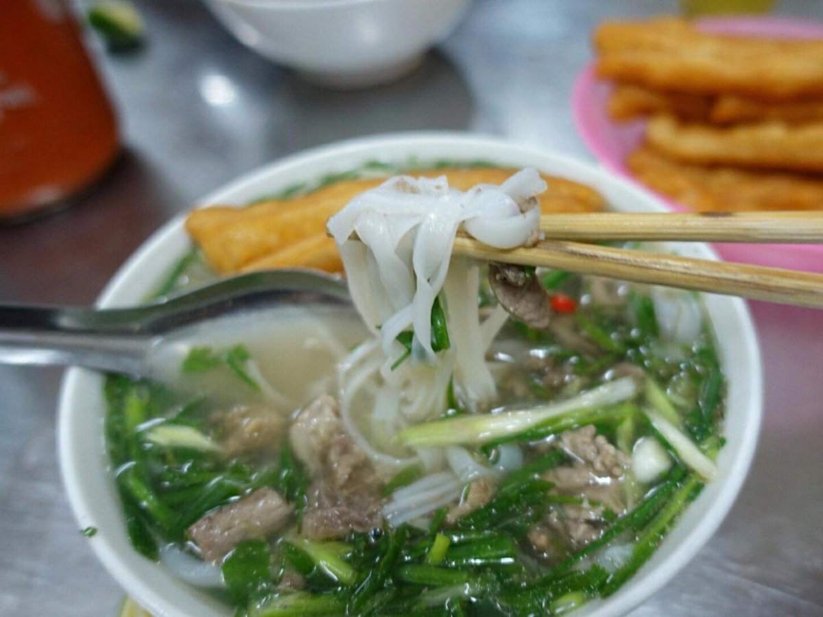 Pho Hanoi, Ha Long bay among Top Asia tourism experiences