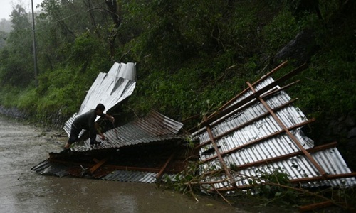 Super typhoon Haima hits Philippines