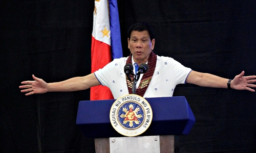 Filipino President to visit China