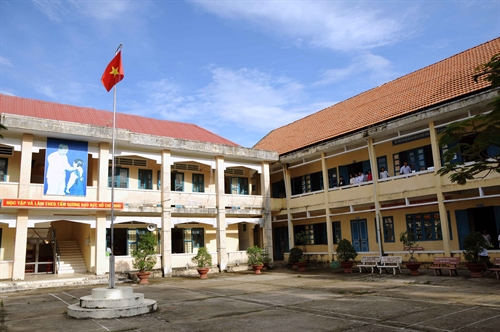 Soc Trang province increases education in boarding schools