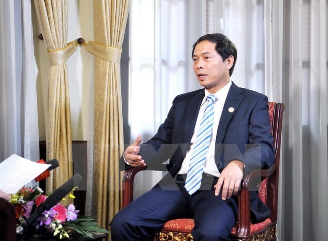 Vietnamese economy balloons sail for new trips