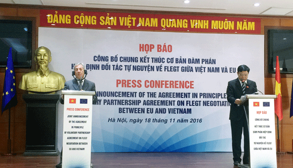 Vietnam, EU agree in principle on timber trade deal