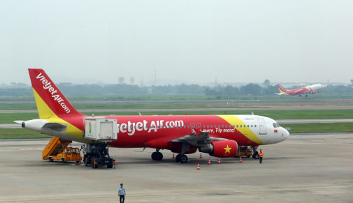 Budget carrier launches year-end sales with mass of promotional tickets
