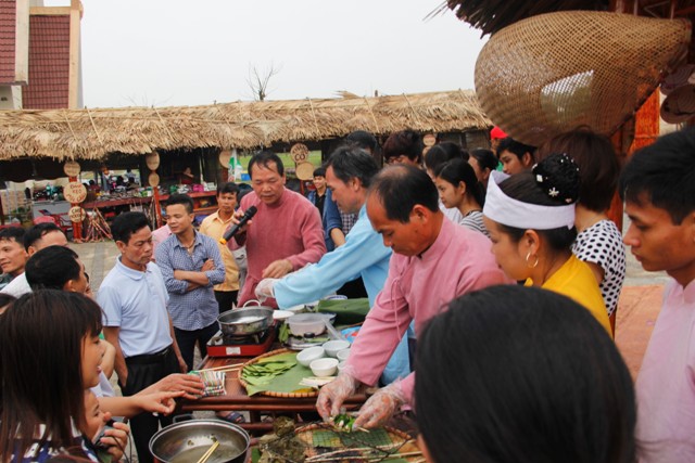 Activities welcoming New Year at Vietnam National Villages for Ethnic Culture and Tourism