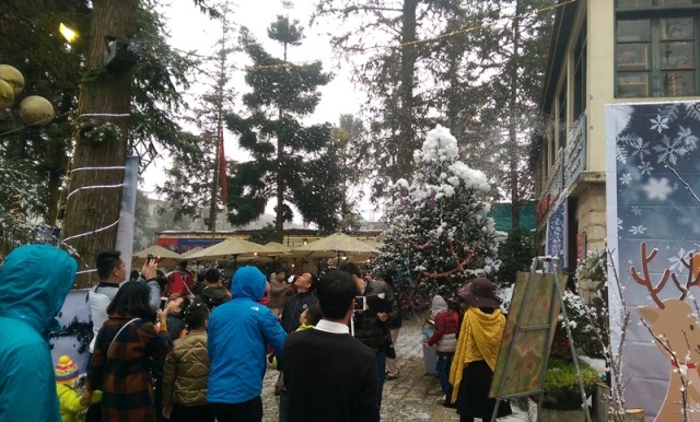 Over 23,000 visitors flock to Sapa Snow Festival