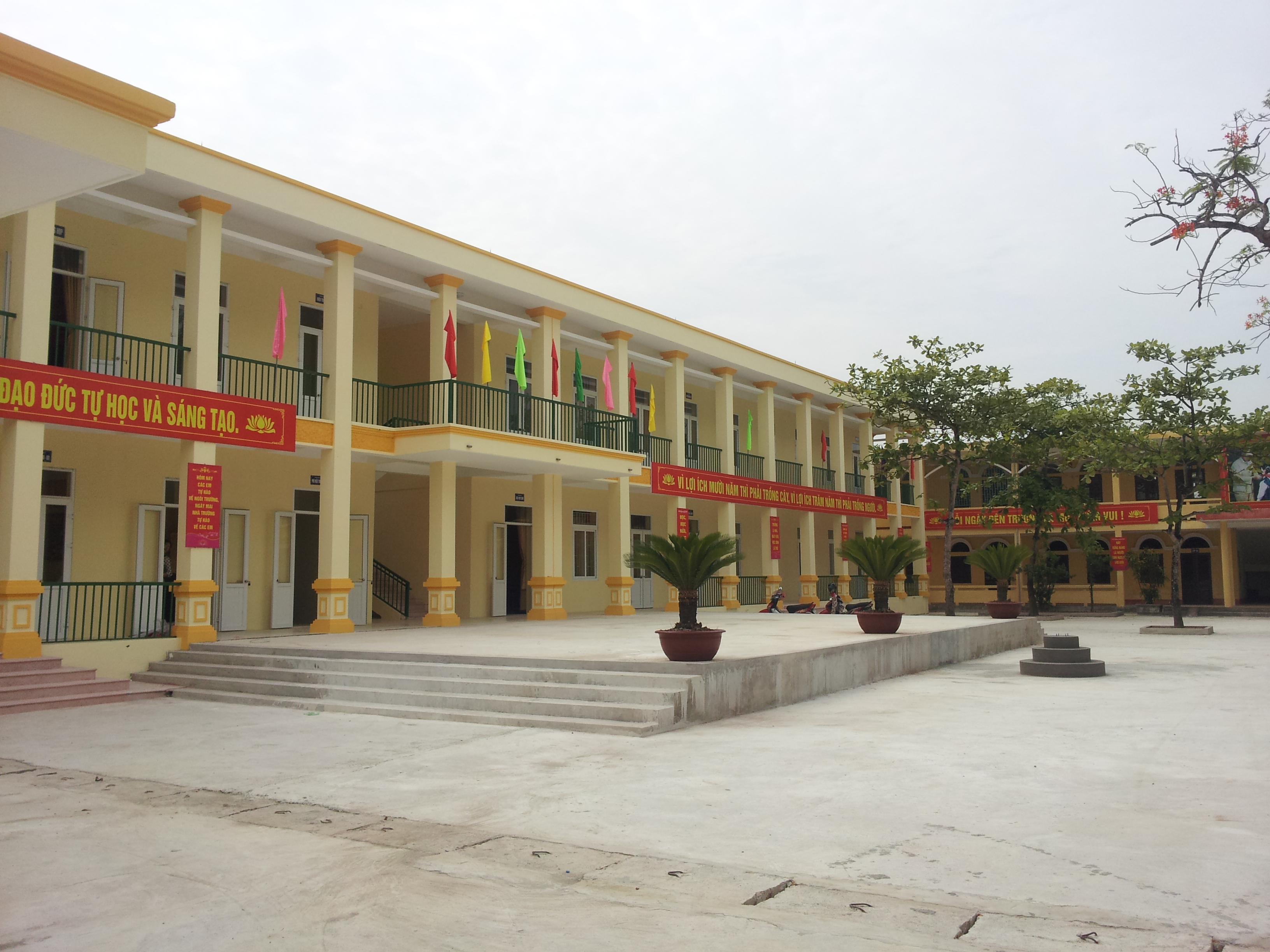 Hoa Lu district recognized as new-style rural area
