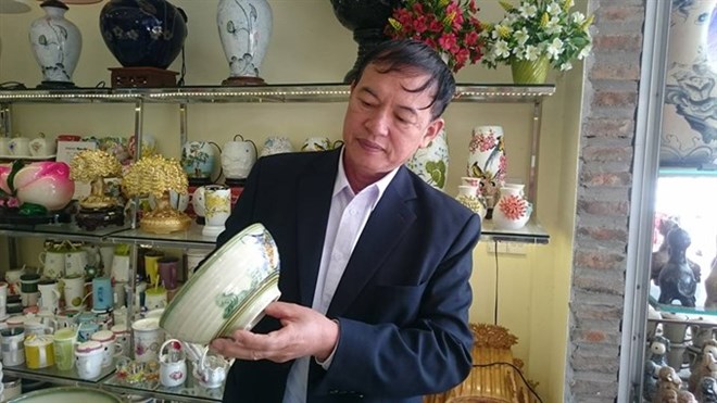 Famous Bat Trang ceramics village seeks new approach