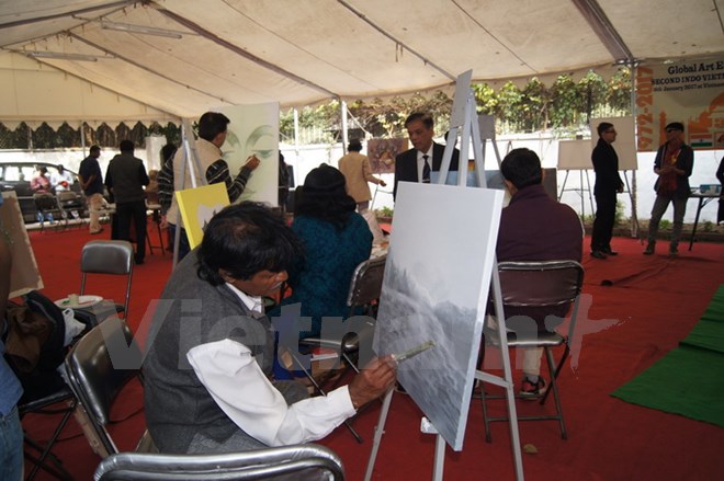 Exchange camp between Vietnamese and Indian painters in New Delhi