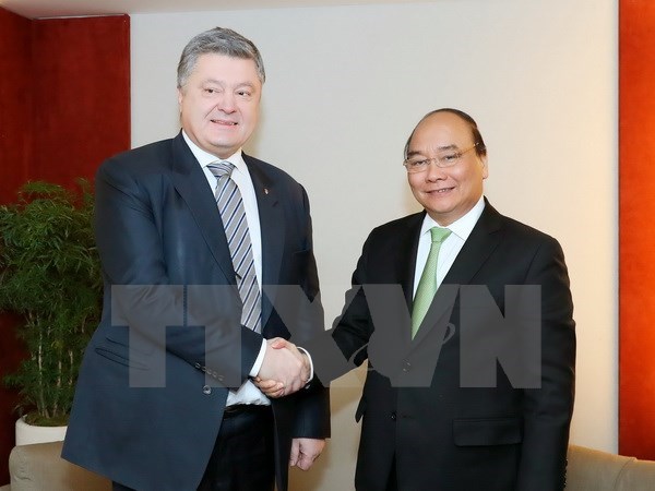 Vietnamese PM highlights impacts of Industry 4 0 in Davos