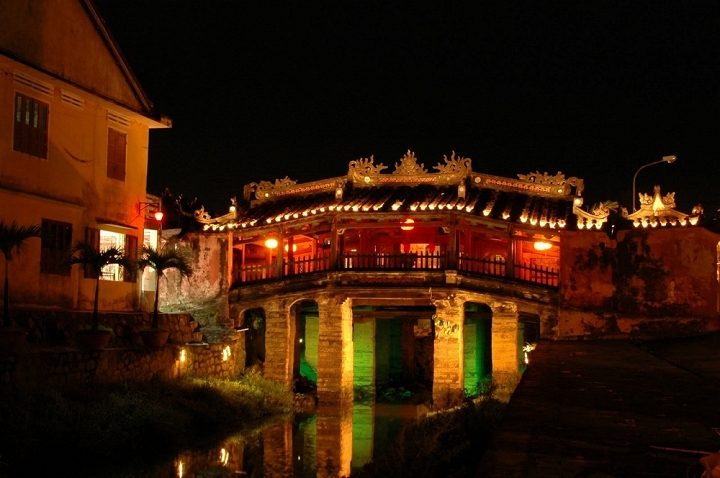 Hoi An to host light festival during Tet