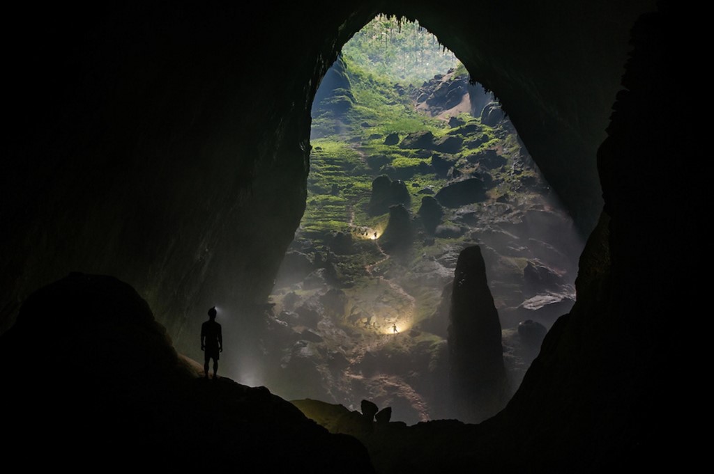 Son Doong cave, Ban Gioc waterfalls named among Top natural wonders in Asia