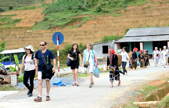 Some 18 million tourists visit northwestern provinces in 2016