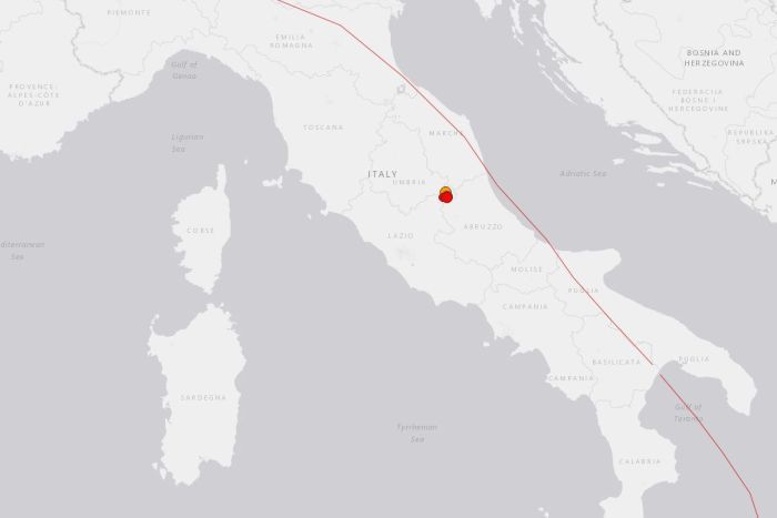 Powerful earthquakes shake central Italy