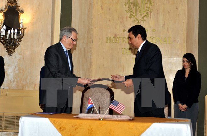 Cuba, United States sign oil-spill prevention deal