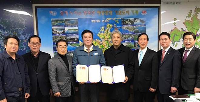 Vietnam, RoK sign co-operation MoU on taekwondo