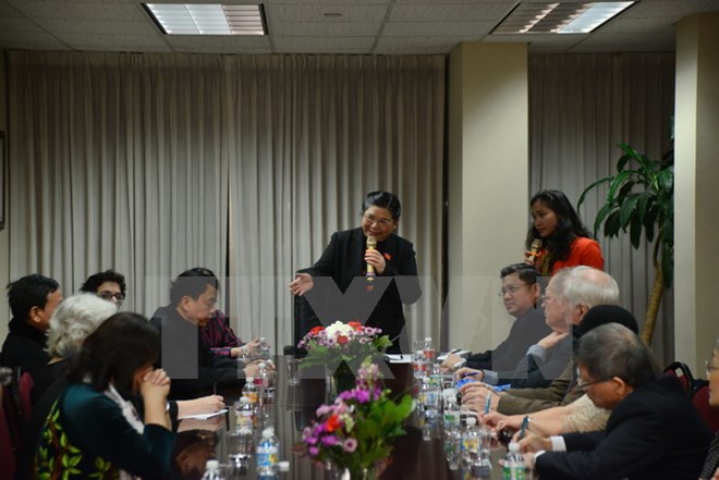 NA Vice Chairwoman meets overseas Vietnamese and US friends in New York