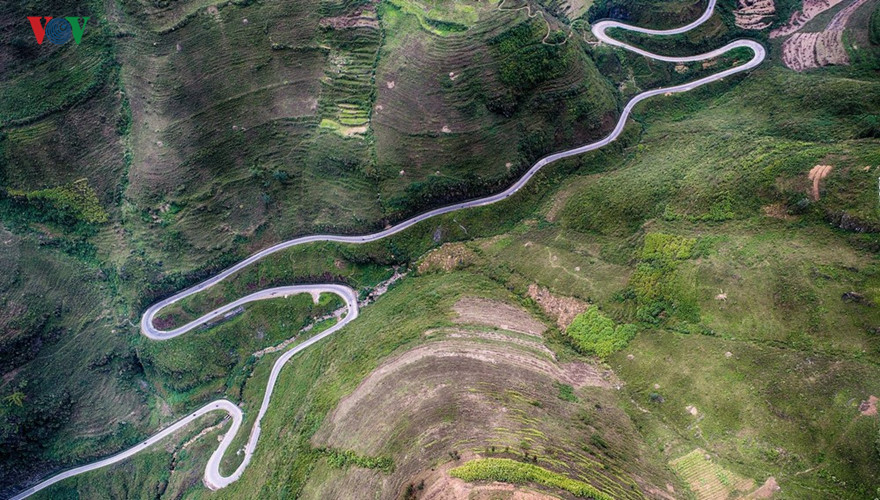 Ha Giang province Land of zigzag mountain paths